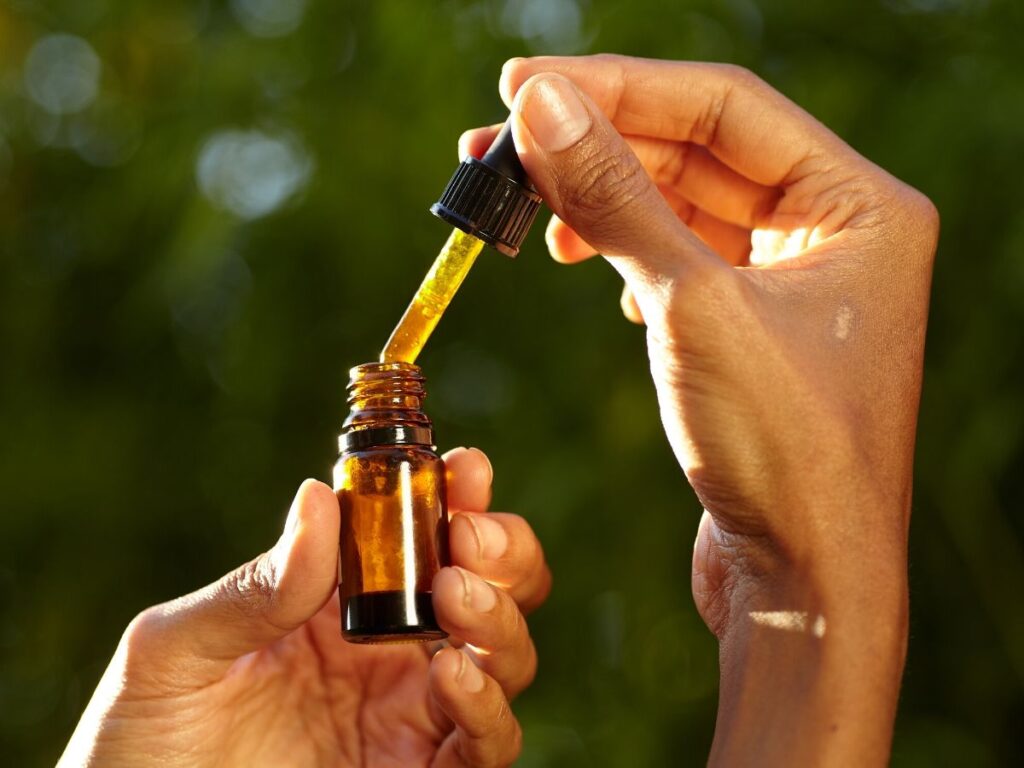 Are You Aware Of Various Benefits of Full-Spectrum CBD Oil?